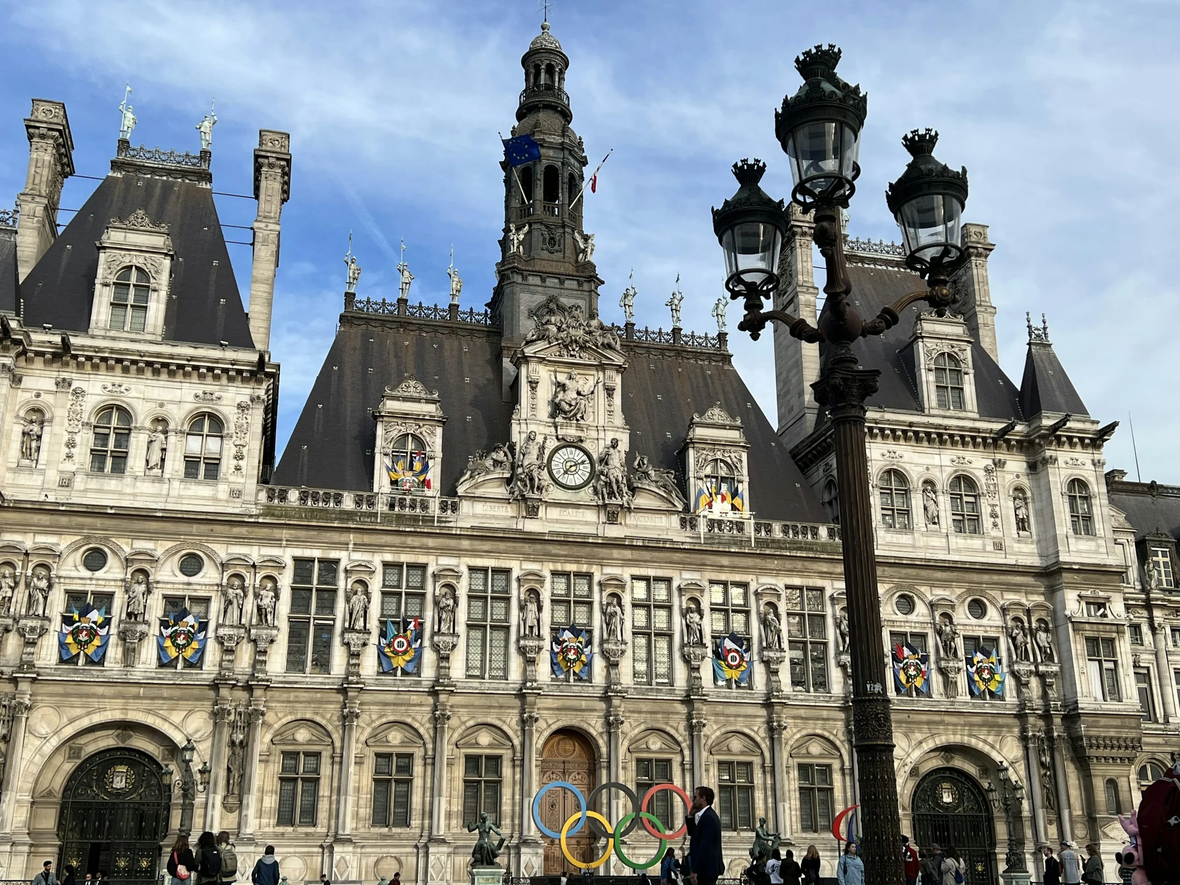 Façade de l’Hôtel de Ville de Paris — photo d’illustration